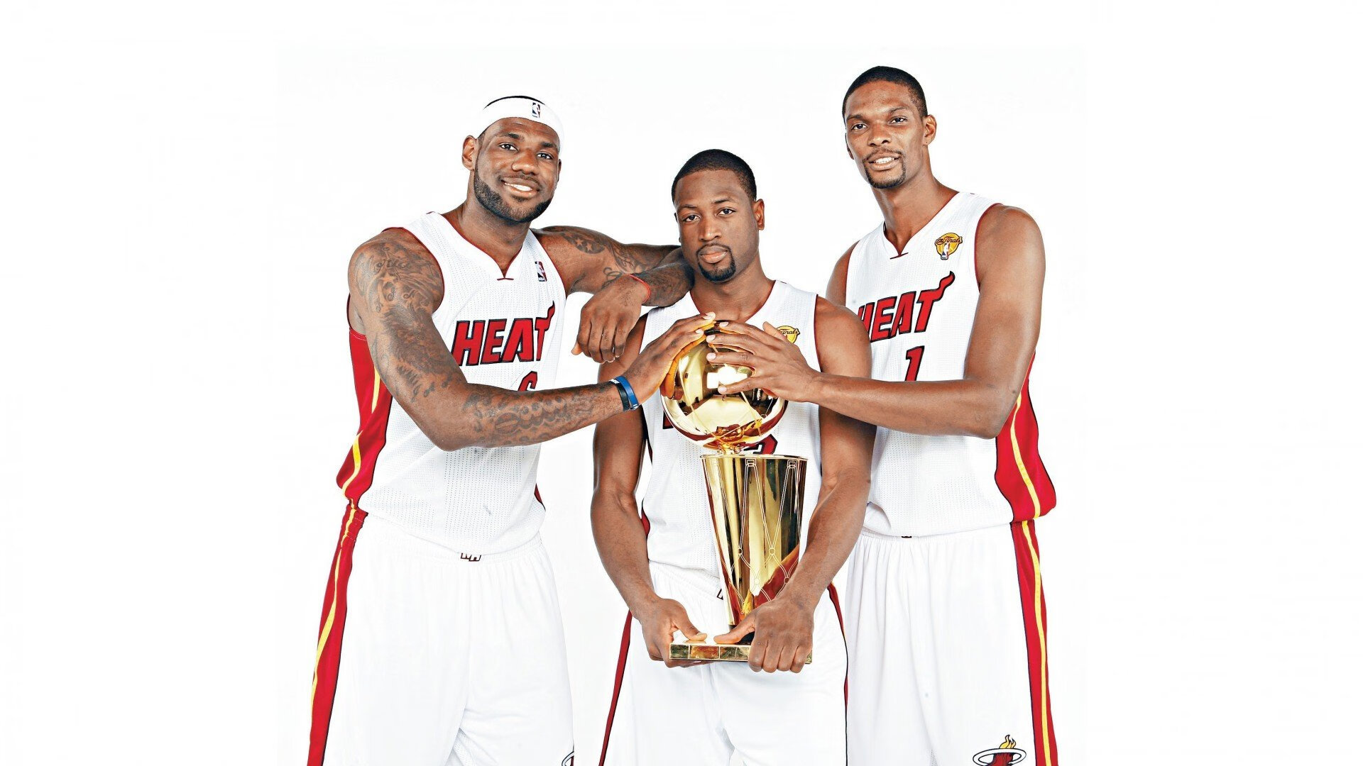 “最炫防守：联盟铁壁防线大揭秘”，铁壁符文怎么获取